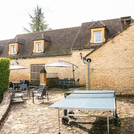 Grande Maison Pour 16 Avec Piscine Et Tennis La Chapelle-Aubareil Exterior foto